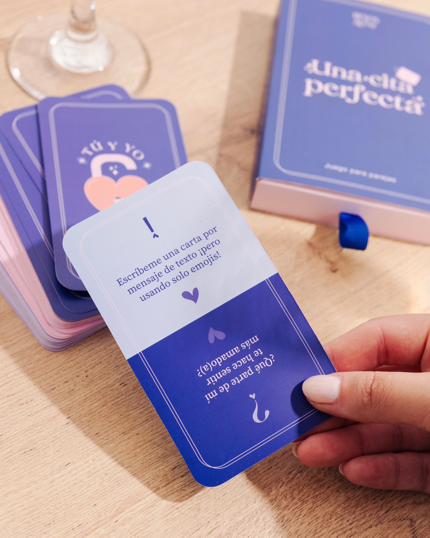 JUEGO CON PREGUNTAS Y RETOS PARA CONECTAR EN PAREJA